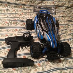 Blue/silver Racer R/c