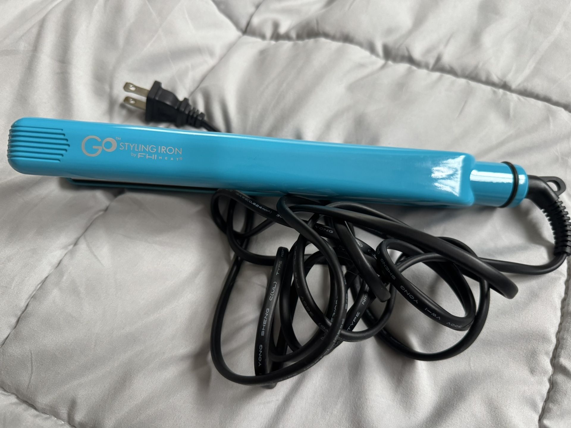 Flat iron / Hair Straightener