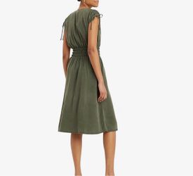 Women’s Levi’s Olive Green Midi Dress with Smocked Waist large size