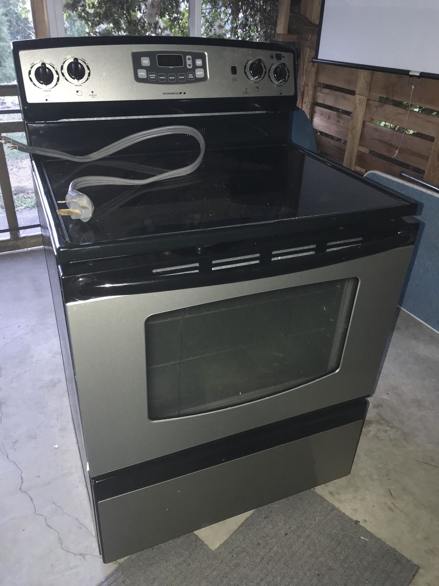 Admiral electric cook stove and oven