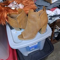 Womens Size 7 Or 8 No Sizeon Shoe