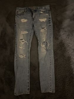 American Eagle ripped Jeans 
