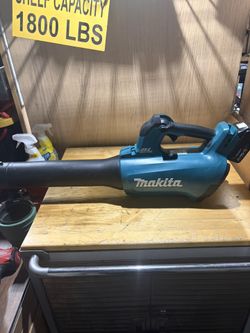 Makita Blower 18v
