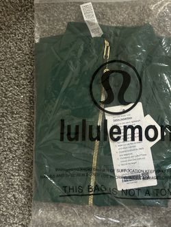 Lululemon green set
