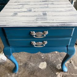 La Z Boy Side Table