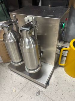 ❤️‍🔥 0.85 qt. Silver Milkshake Make Electric Milkshake Machine