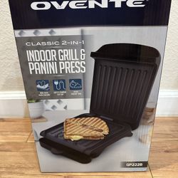 Ovente Classic 2-in 1 Indoor Grill & Panini Press Black
