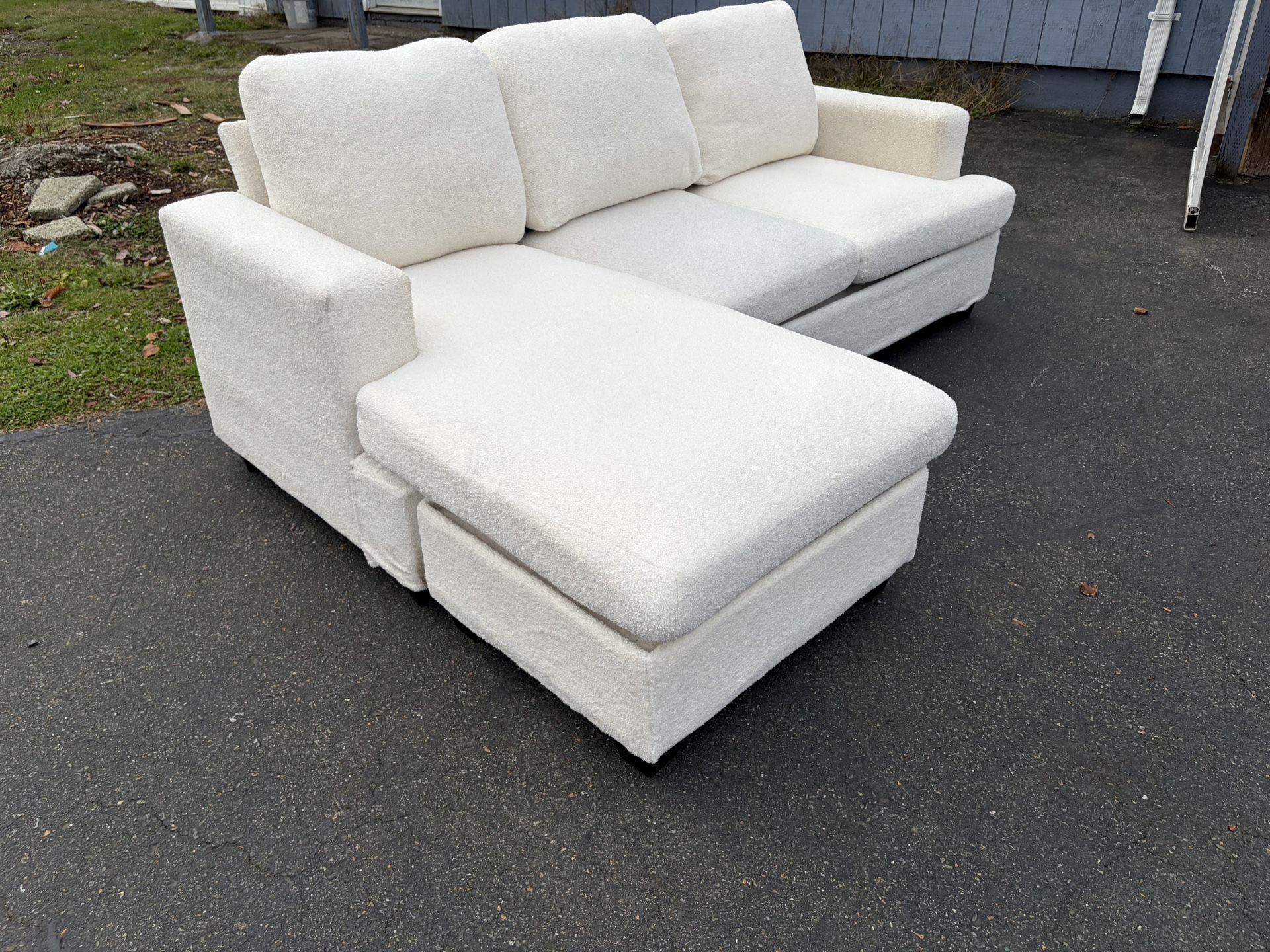 Sectional Couch With Storage