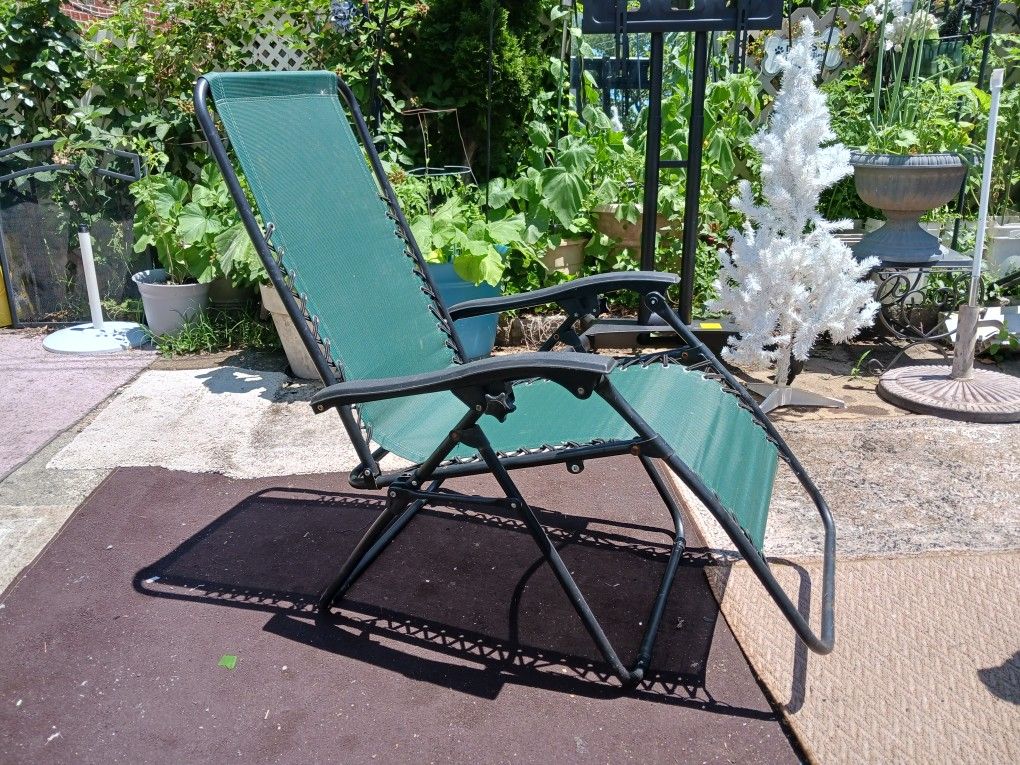 CHAIR Outdoors Indoors Foldable Adjustable