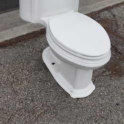 TOILET KOHLER ONE PIECE