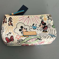 Dooney & Burke Clutch 