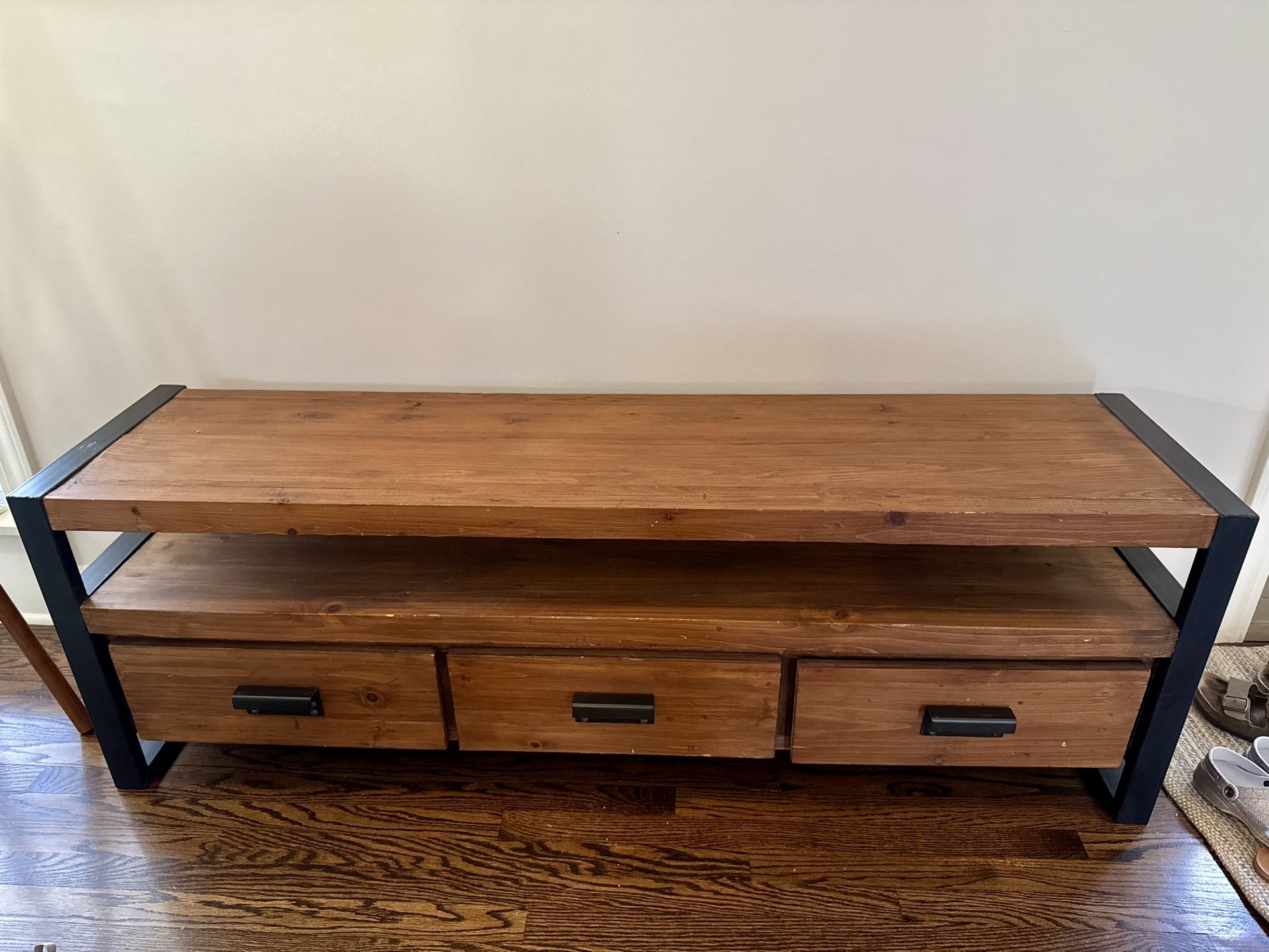 Bench With Storage/Shelving