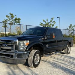 2011 Ford F-250 Super Duty Crew Cab