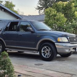 3500.expeditionFord]151,000miles Rebuilt