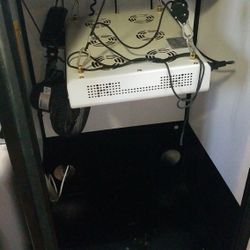 2x2 Stealth Super Grow Closet..  Shoot Me An Offer!!!! 
