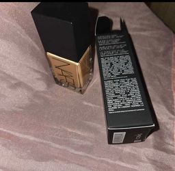 NARS Liquid Foundation with Box