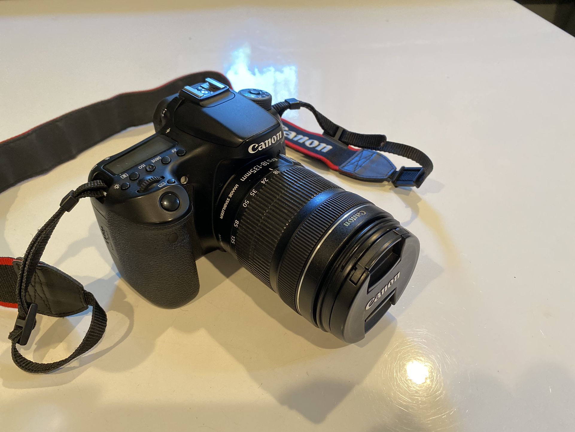 Canon EOS 70D DSRL Camera EF-S 18-135 IS STM Kit with bonus microphone