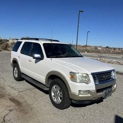 2010 Ford Explorer