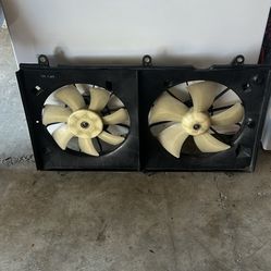 2003-2007 Honda Accord Radiator fan Assembly 