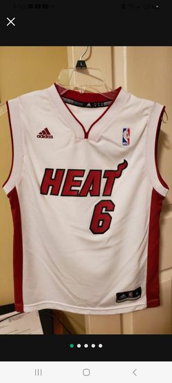 LeBron James #6 white Hot Jersey for Sale in Miami, FL - OfferUp