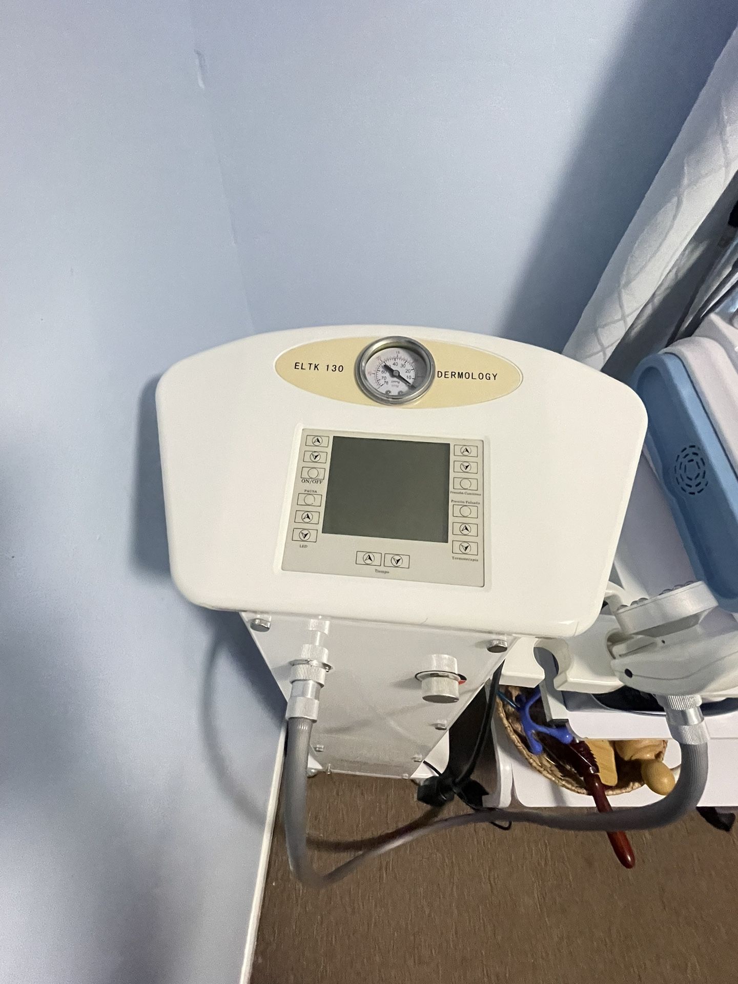 ELTK 130 Vacuum Therapy Machine Endermologie