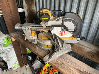 DeWalt radio Armstrong chopsaw