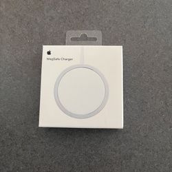 Apple Wireless Battery Charger 