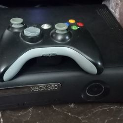Xbox 360 120GB With 9 Great Games $160 SAME DAY SHIPPING THROUGH OFFERUP 