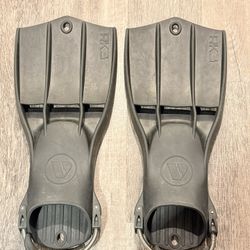 Apeks RK3 Fins (Large Black)