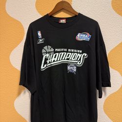 Vintage Sacramento Kings 2002 Pacific Division Champions Shirt 