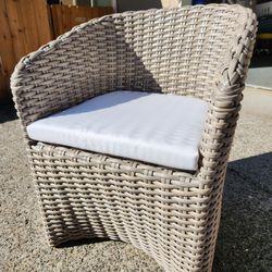 High Quality CRATE & BARREL ABACO Wicker Indoor Patio Chair-LIKE NEW!