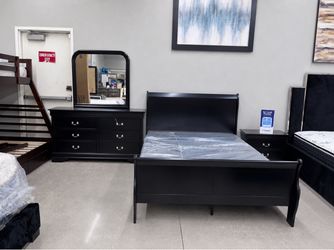 Black Sleigh Bedroom Set with Dresser and Nightstand
