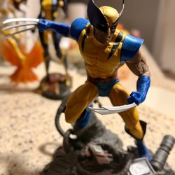 Wolverine Collectible Statue