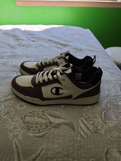 Champion Low-Top Sneakers Brown and White