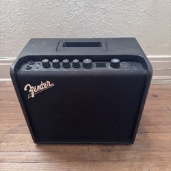 Fender Mustang LT25