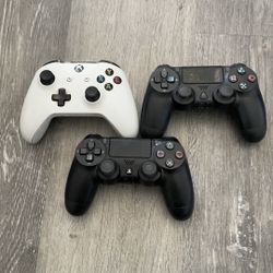 Xbox & PS4 Controllers
