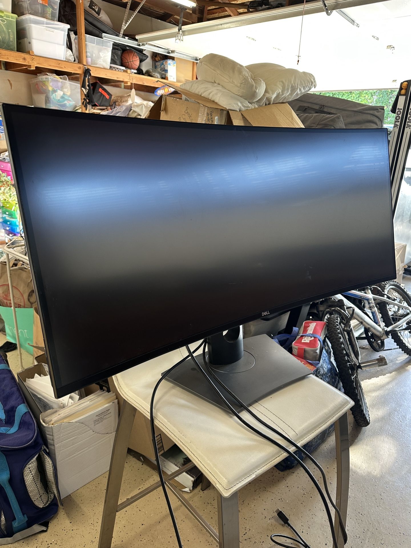 Dell UltraSharp U4919DW – 49” Curved Ultra-Wide Monitor