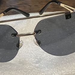 Sunglasses With Gorgeous Detail