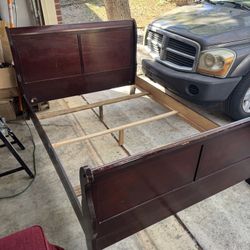 Queen Wooden Sleigh Bed Frame