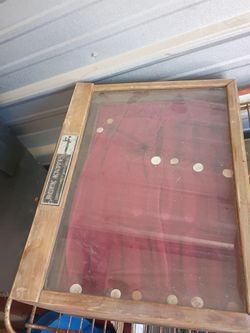 Buck knives display case vintage