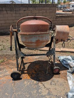 Cement mixer