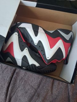 Reebok Kamikaze II USA FV9295 Men’s Size 10 Red White Navy Basketball Shoes w/ Box