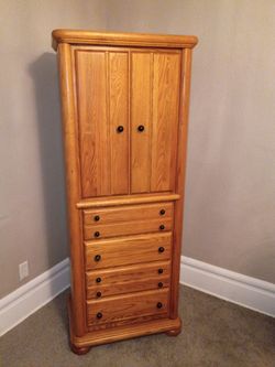 Arbek rotating dresser