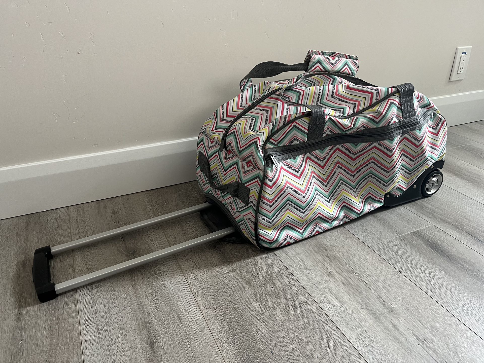 Thirty-One Roller Bag