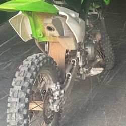 2019 Klx140