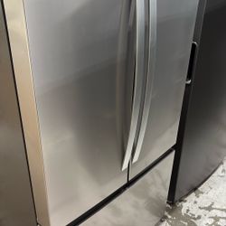 Whirlpool side-by-side French Door refrigerator