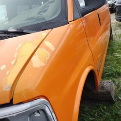 Parts 99 Gmc Savanna 3500.     PARTS