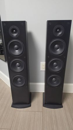 Polk Audio tower speakers T50