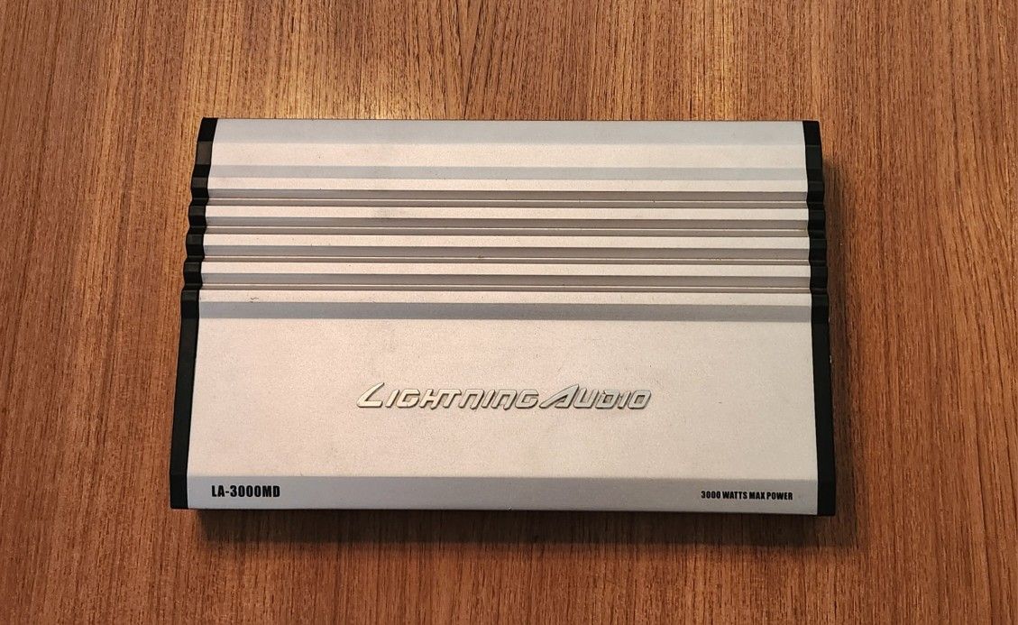 Lightning Audio LA-3000MD Amplifier 1 Ohm