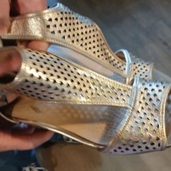Zipper Back Sandals 